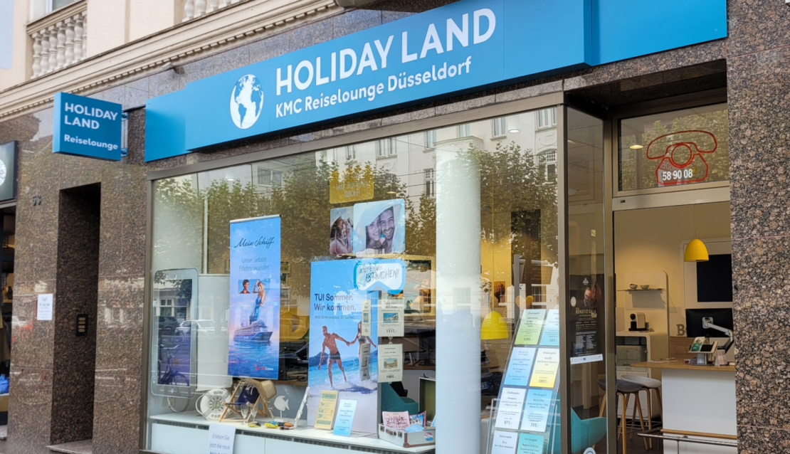 Aussenbereich KMC Reiselounge DUS